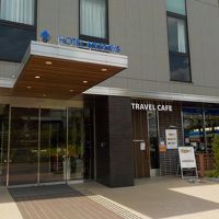 ホテルのメインエントランス。