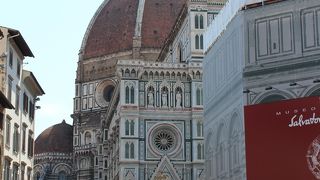 最初に訪れたい場所です