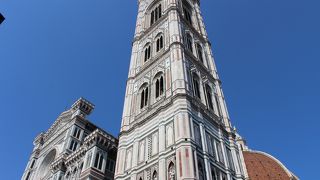 頂上に待ち受ける最高の景色