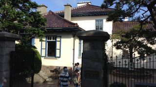 歴史を感じる領事館