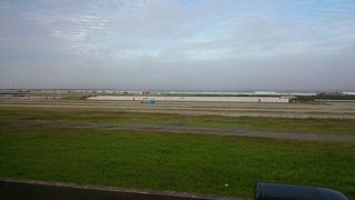 湯量は疑問。オンシーズンながら空いてました。