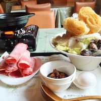 宿泊者でなくても食事ができます
