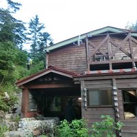 薬師沢小屋 写真