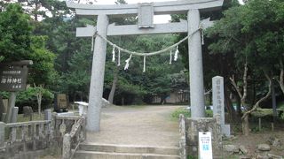 長い石段があります。