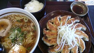 浜松餃子セット～浜松餃子、ラーメン、ライスが税抜850円で楽しめます～