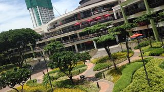 なんでもそろうショッピングモール