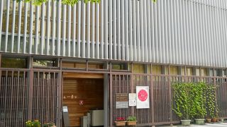 名作たけくらべを読んでからの来館がおすすめ・一葉記念館