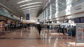 空港までのアクセスが便利