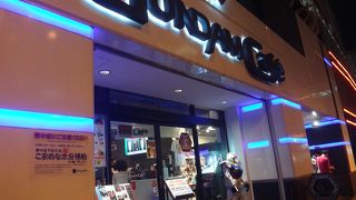 値段設定を度外視したガンダムファンのためだけのお店