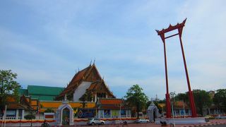 巨大トリイがインパクトあり