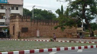 チェンマイ旧市街の北部の門