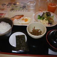 朝食は和食を選択、ソフトドリンクはフリーです