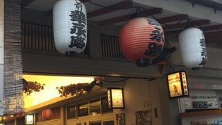 参道脇のアーケード