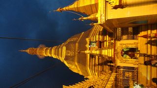 お坊さんの勝手なガイドに注意