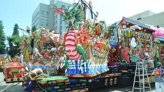 ド迫力の、八戸三社大祭