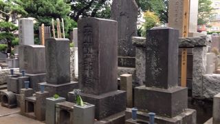 近くに太宰治も眠っている「森鴎外(森林太郎)の墓」～三鷹～