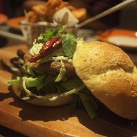 ラープムーで作ったハンバーガー