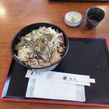 かつお飯。３月のフェア中のみ５００円。