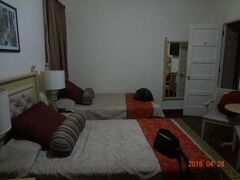 ホテル イングラテッラ 写真