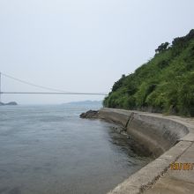 島の海岸道路から来島海峡大橋の絶景