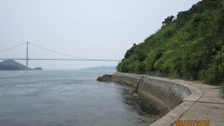 歴史好きにおススメの要塞等の跡が残る小さな島。