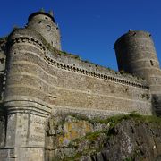 【フージェール】 フージェール城塞は城壁の上が見晴らしが良いです！
