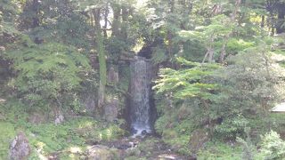 目と耳で感じる滝