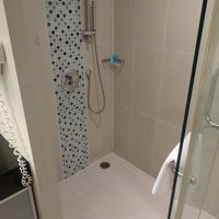 シャワーブース