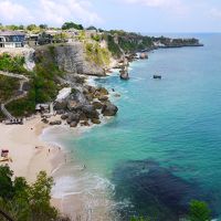 プライベートビーチヘはシャトルバスで