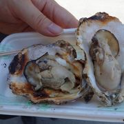 広島ヤマダの焼き牡蠣