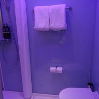 シャワー・トイレ