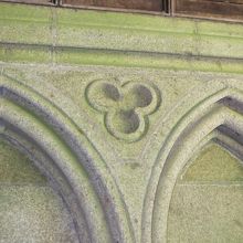 ミッキーのような形の装飾