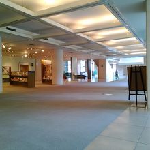 美術館のエントランス