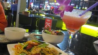 カズ パトン プーケット