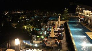 雰囲気良し。朝日と夕日両方見れる。