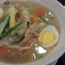 夏野菜のタイピーエン　￥８７０