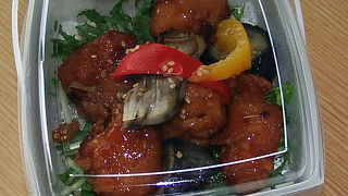 梅の花＋デリ ＆ 豆腐シュウマイ弁当(梅干し)