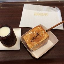 左のがクッキーショットで、右のがフローズン スモアです。