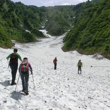 7月でもこの雪