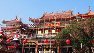 迫力のある中国寺院