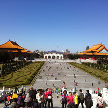 堂から見る景色