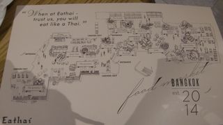 地下のフードコートがオススメ