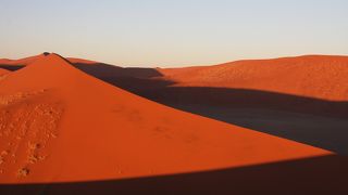 ナミブ砂漠でキャンプ