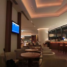 夜19時過ぎだからか空いています