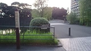 門は残っていません