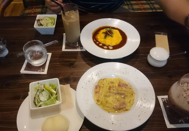 カフェ 伍番館