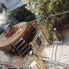 金泉が湧いているとのことです