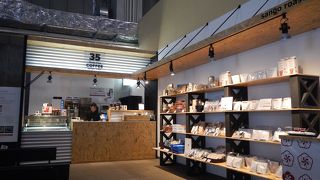 【2015年8月LCCターミナルの中ですので、一般の人は来れません】というと、ボッタクリを想像してしまいますが