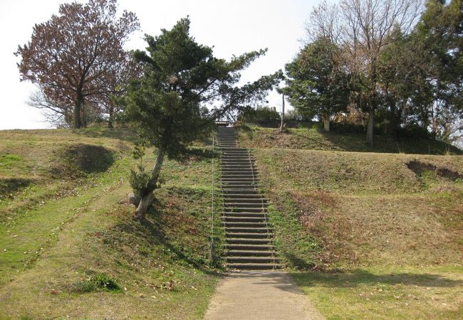 約1000年前の城跡です
