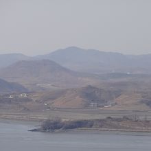 北朝鮮の村-2